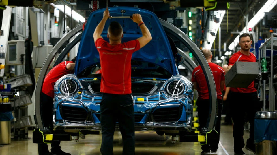 Ifo: Alman sanayi firmalarının %25'i küresel rekabet kaybı