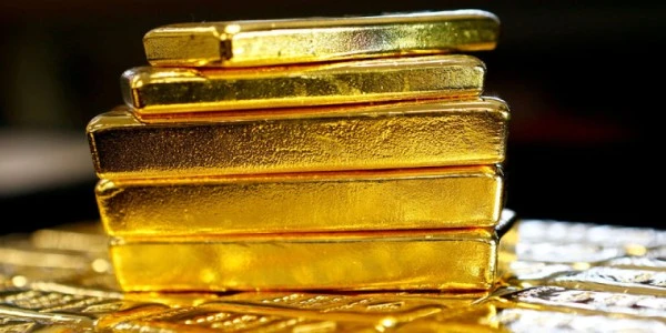 Currie uyarıyor: Ons altın 3.750–4.000 dolara gerileyebilir
