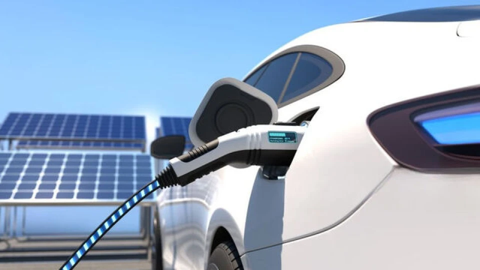 AB otomobil pazarında büyüme: Elektrikli araç satışları yükseldi