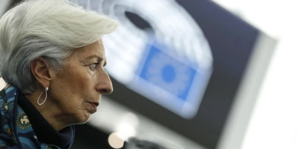 Lagarde uyarısı: Merkez bankası bağımsızlığı giderek zayıflıyor