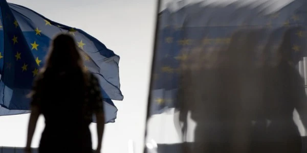 Euro Bölgesi ekonomik güveni Mayıs'ta sınırlı toparlandı
