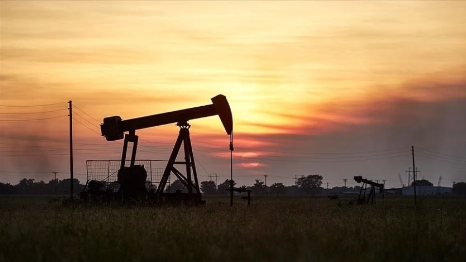 Petrol fiyatları ABD-İran anlaşması haberleriyle geriledi
