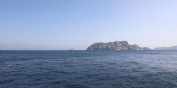 İran: Son 24 saatte Hürmüz Boğazı'ndan 20 gemi geçti