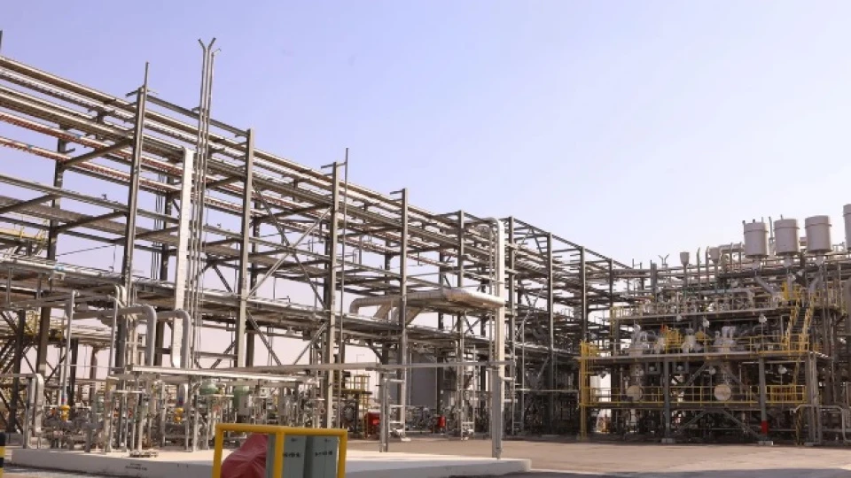 Aramco CEO'su: Hürmüz kapalıysa haftada 100 milyon varil kayıp