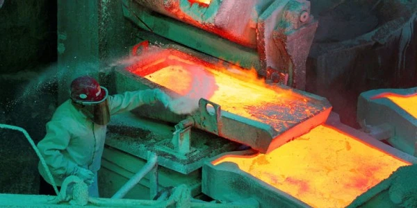 Bakırda ralli: Kritik 14.000 dolar eşiği test edildi