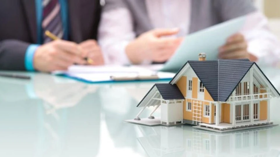 Konut satışları Nisan'da %2,6 artışla yılın en yüksek seviyesinde