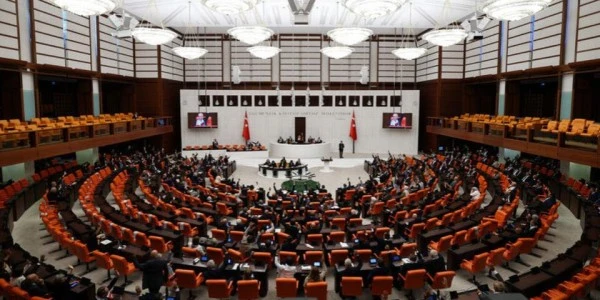 Tasfiye edilecek yatırım fonları için teklif komisyondan geçti