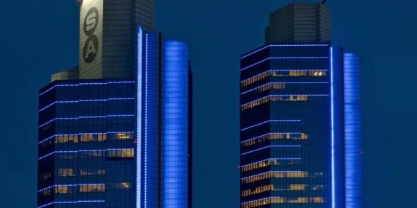 Sabancı ailesi ve yöneticilerden 238 milyon TL’lik hisse alımı