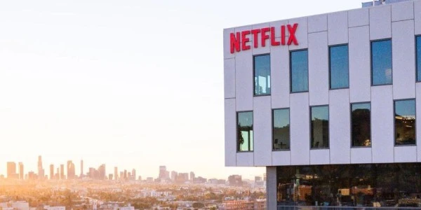 Netflix'in geliri üçüncü çeyrekte yüzde 12 artarak 12,9 milyar dolara çıktı