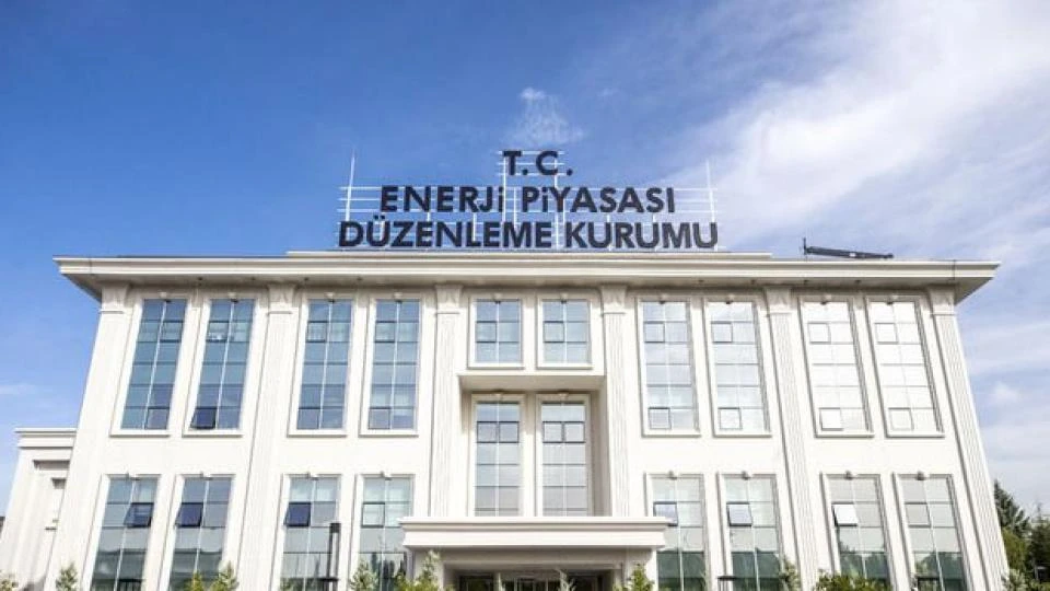 Elektrik piyasasında teminat ve ödeme kuralları sıkılaştırıldı